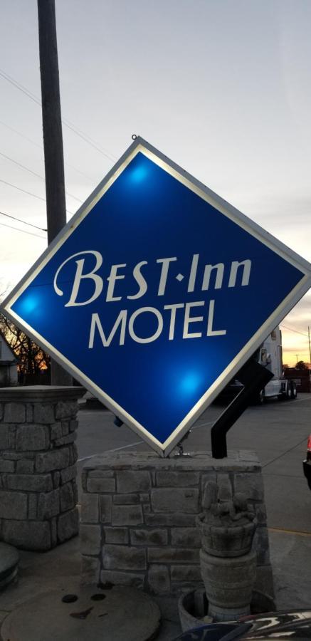 Best Inn Motel サライナ エクステリア 写真
