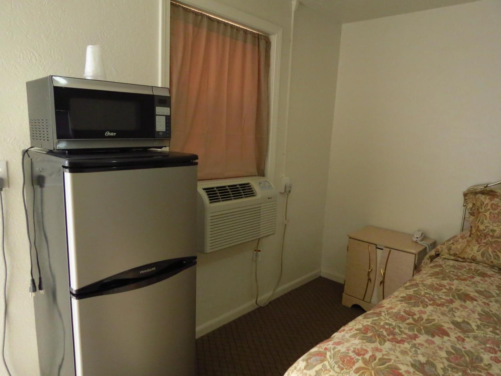 Best Inn Motel サライナ エクステリア 写真