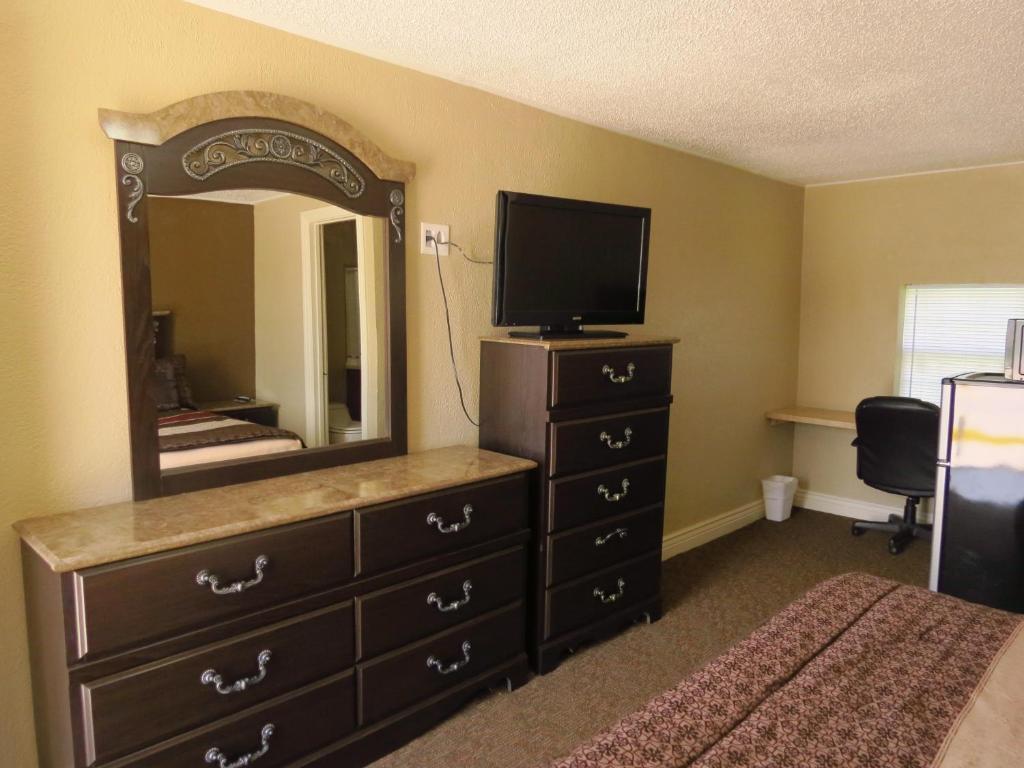Best Inn Motel サライナ 部屋 写真
